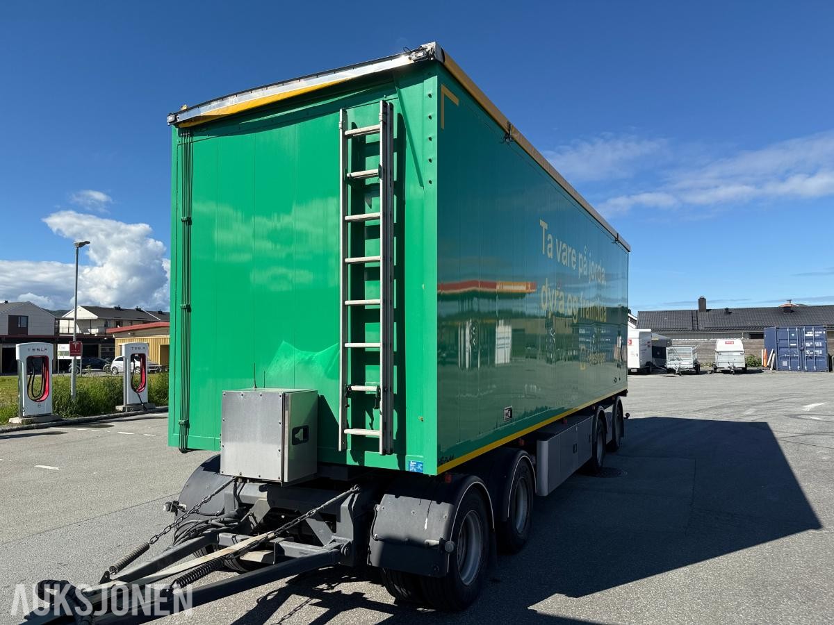 2023 Scania R590 XT Med He-Plan Fliskassehenger